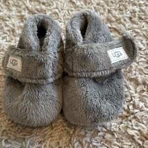 UGGS, Grey Infant Slippers, Size 0/1